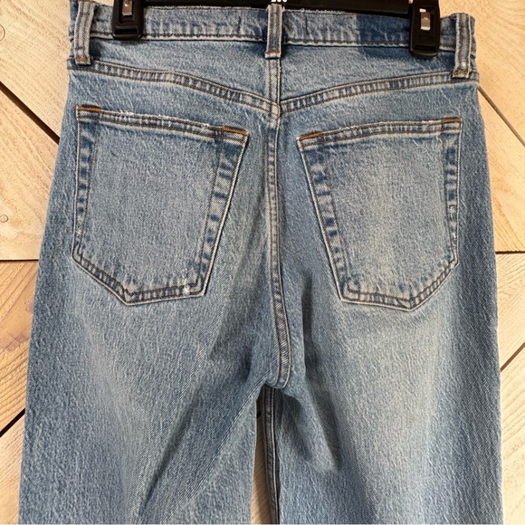 Abercrombie 90s relaxed high rise jeans, Size 28 - Picture 11 of 14